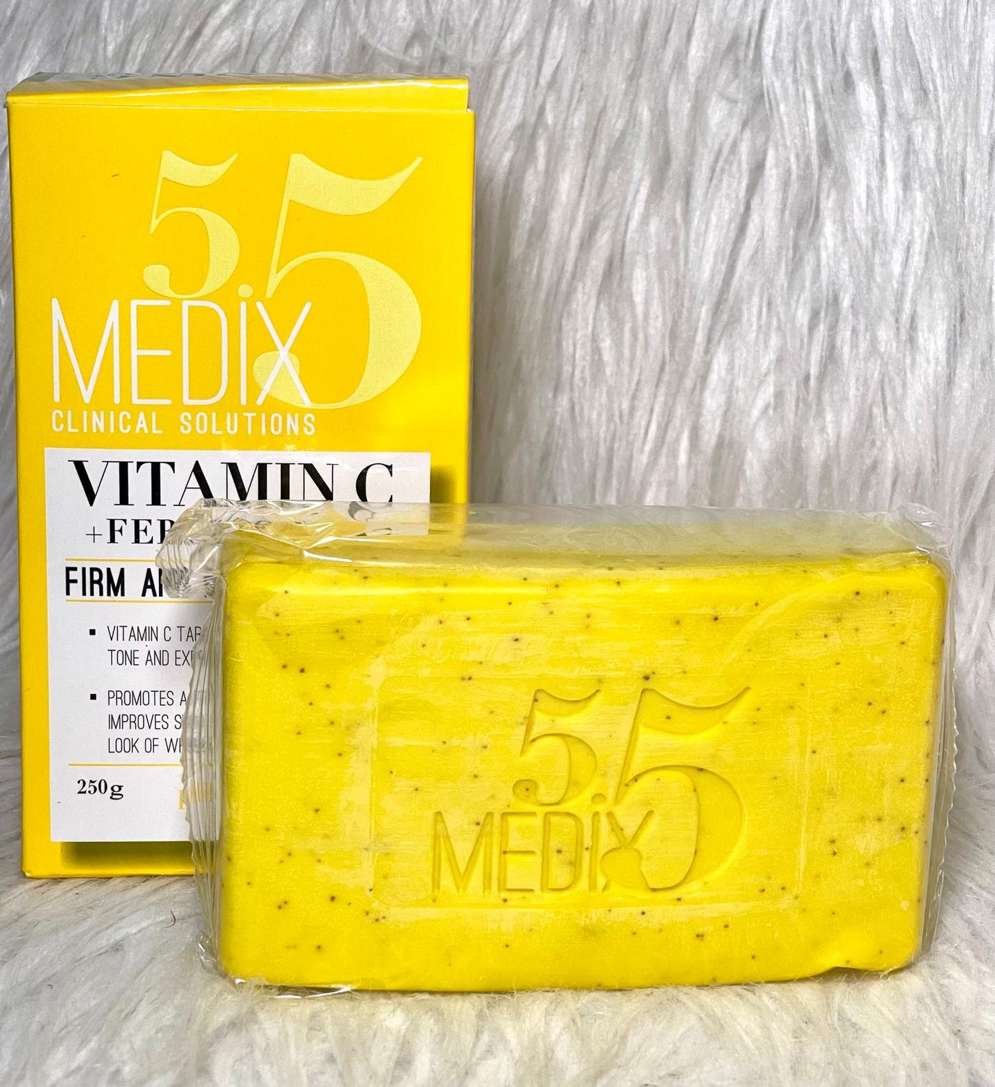 MEDIX5.5 SAVON ULTRA BLANCHISSANT EXFOLIANT GOMMANT ANTI IMPERFECTION VITAMINE C KOJIC FERULIC ACIDE 250G
