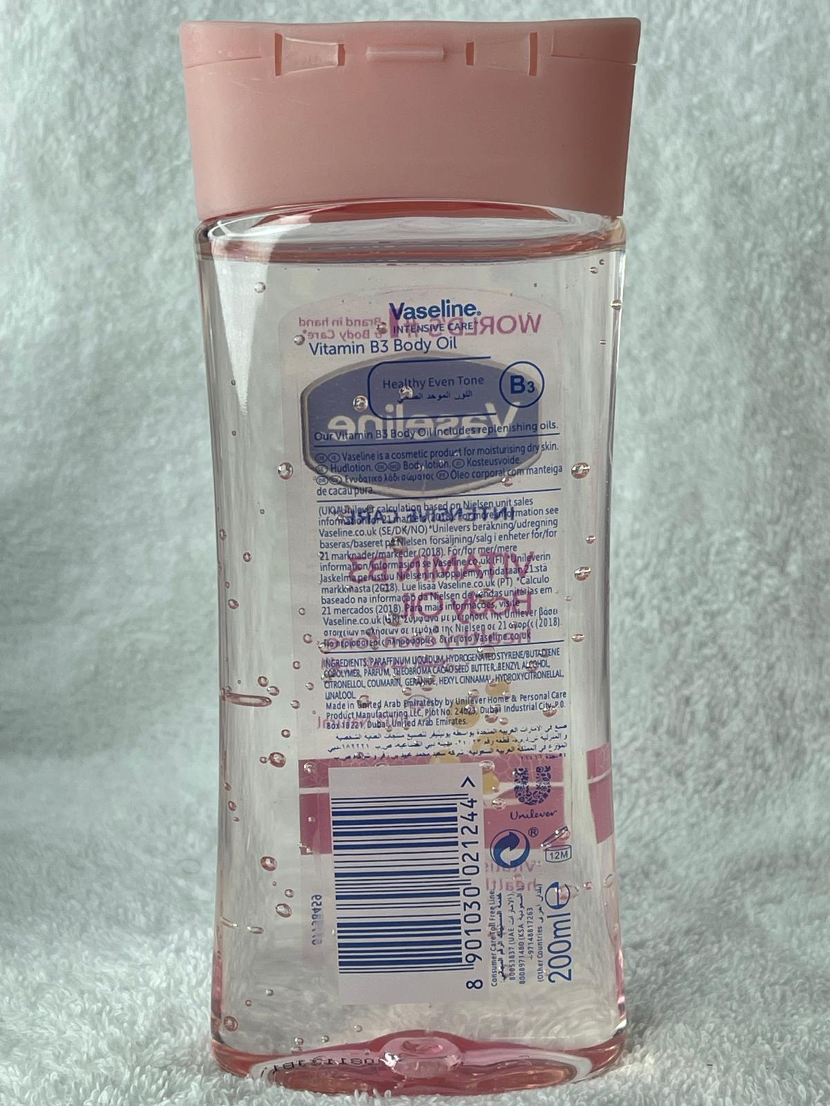 VASELINE VITAMINE B3 BODY OIL INTENSE CARE 100% NATUREL ULTRA ÉCLAIRCISSANT UNE PEAU HYDRATÉE SANS IMPERFECTION