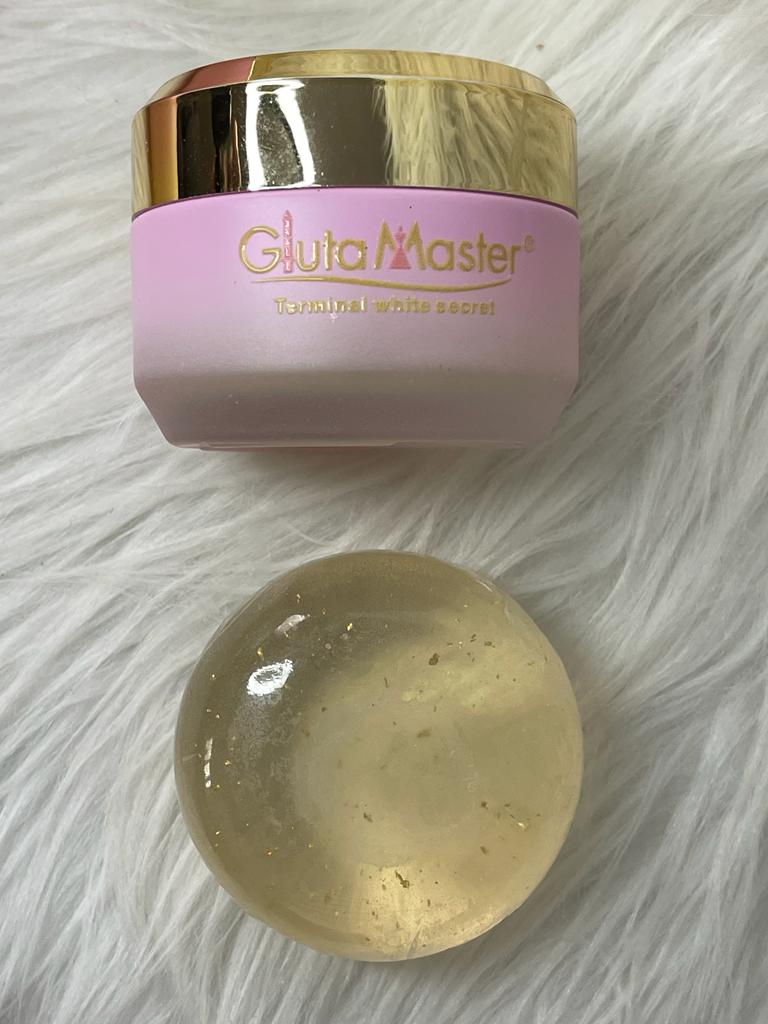 Gamme traitement des acnés tâche et cicatrice anti imperfection visage sublime et lisse