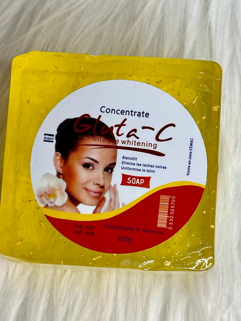 GLUTA C GAMME ULTRA BLANCHISSANTE HYDRATANTE NOURRISSANTE BIO 100% NATUREL