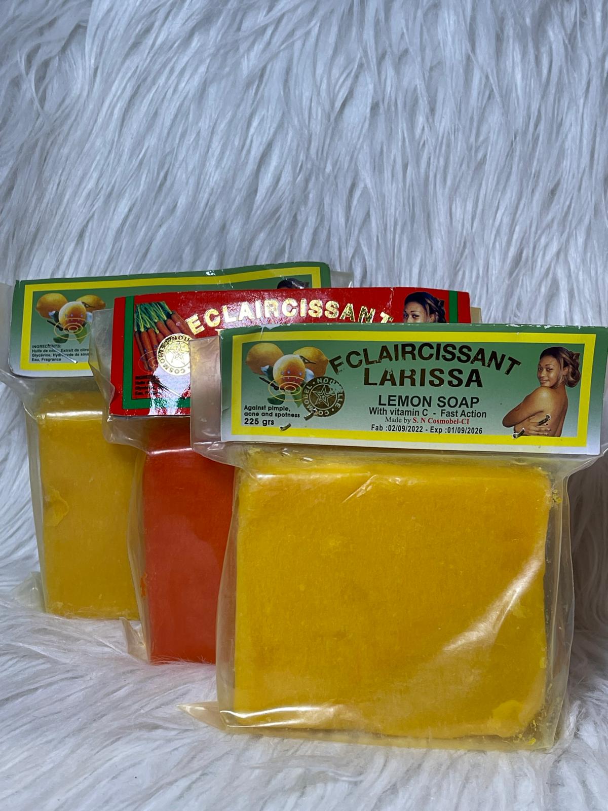 LARISSA SAVON ULTRA ÉCLAIRCISSANT PAPAYE ACIDE DE FRUIT ANTI IMPERFECTION 225g