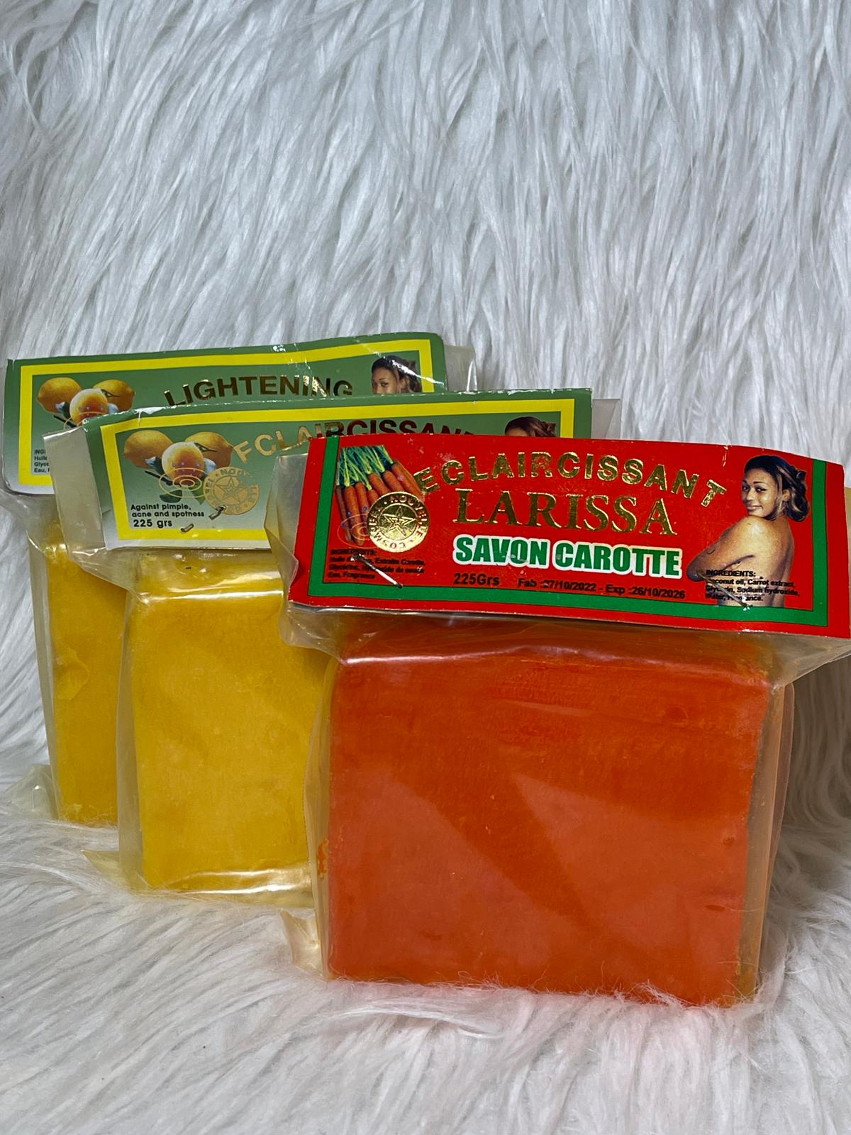 LARISSA SAVON ULTRA ÉCLAIRCISSANT PAPAYE ACIDE DE FRUIT ANTI IMPERFECTION 225g